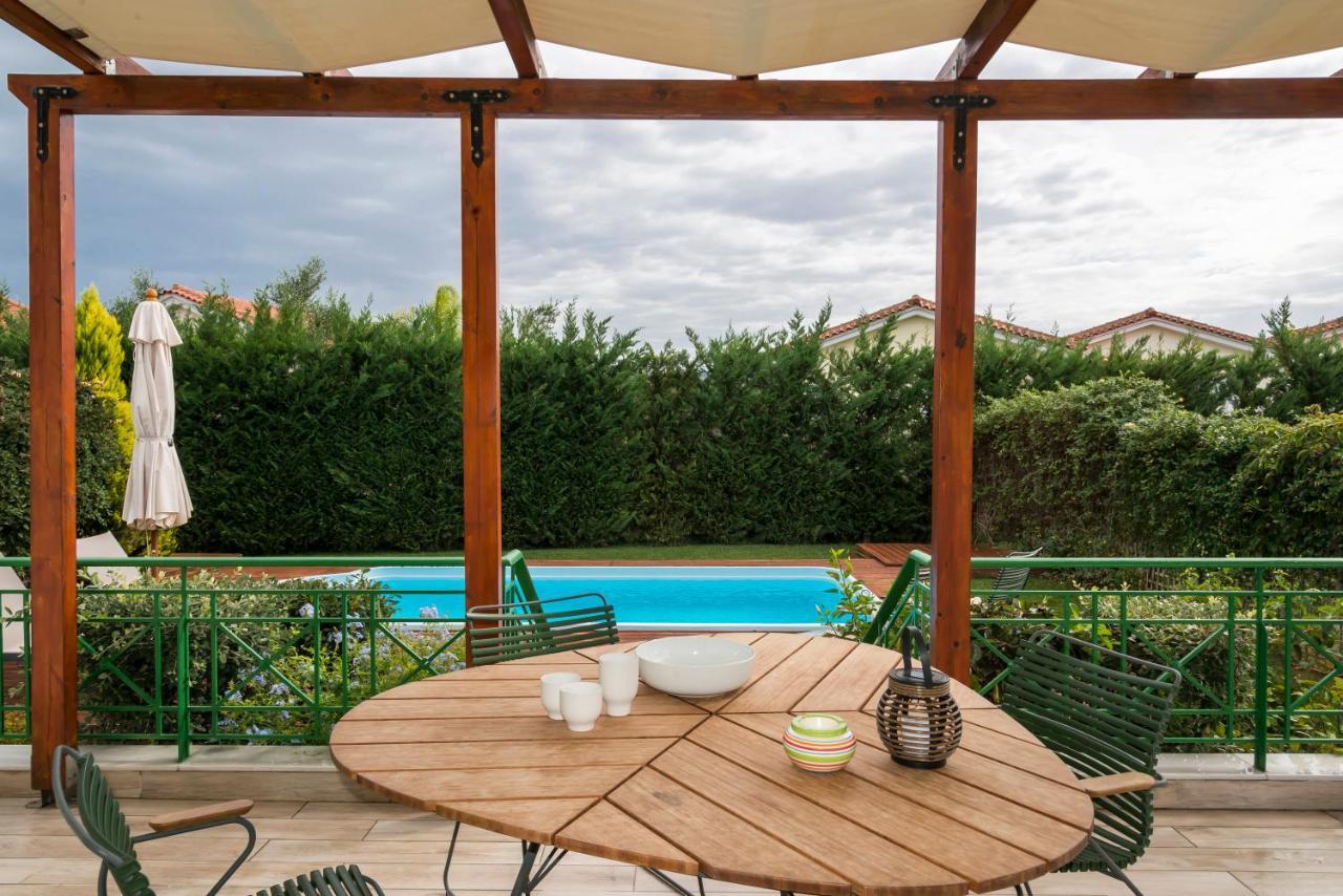 Venus Villa With Private Pool, 2Min To The Beach Finikúnda Kültér fotó